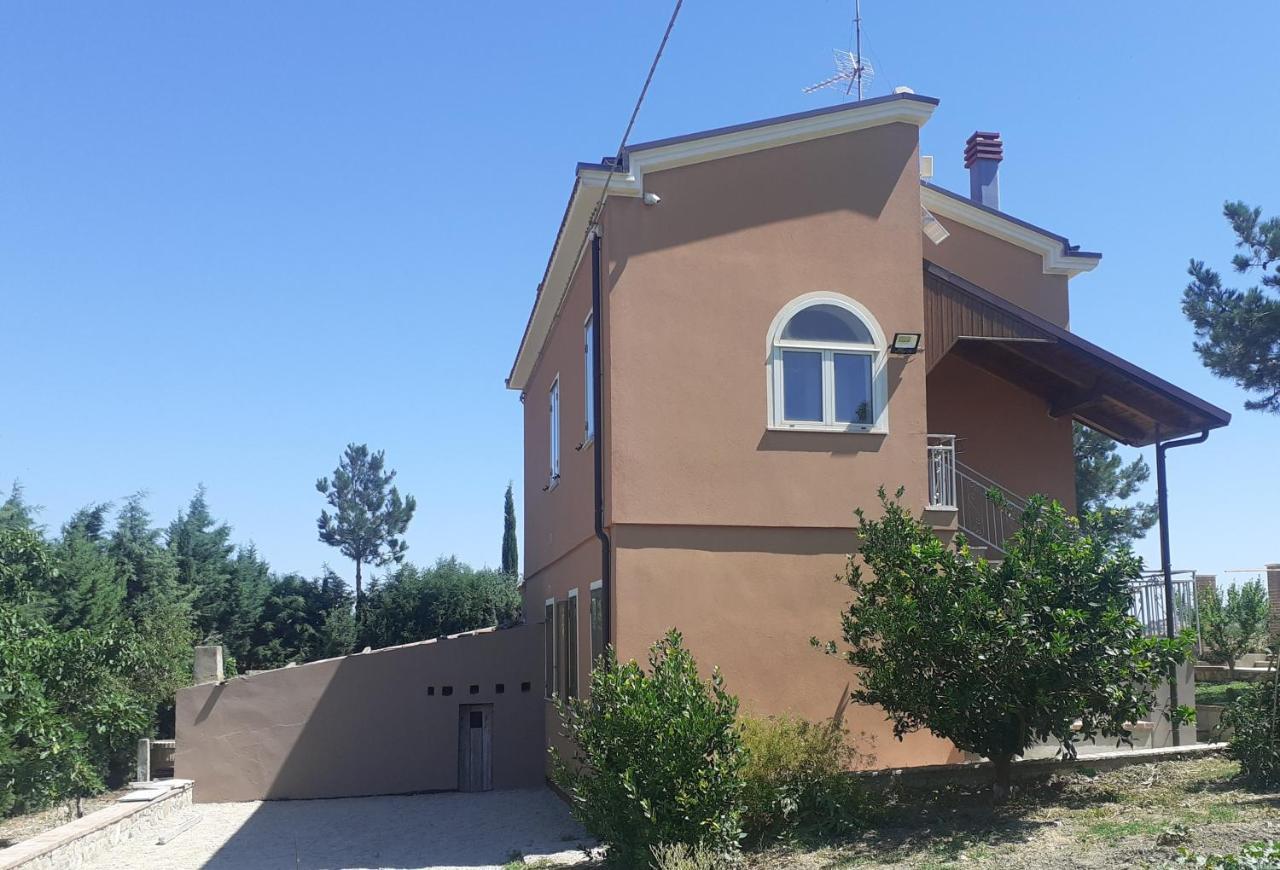 Villa Nonno Nicola 몬테네로 디 비사치아 외부 사진