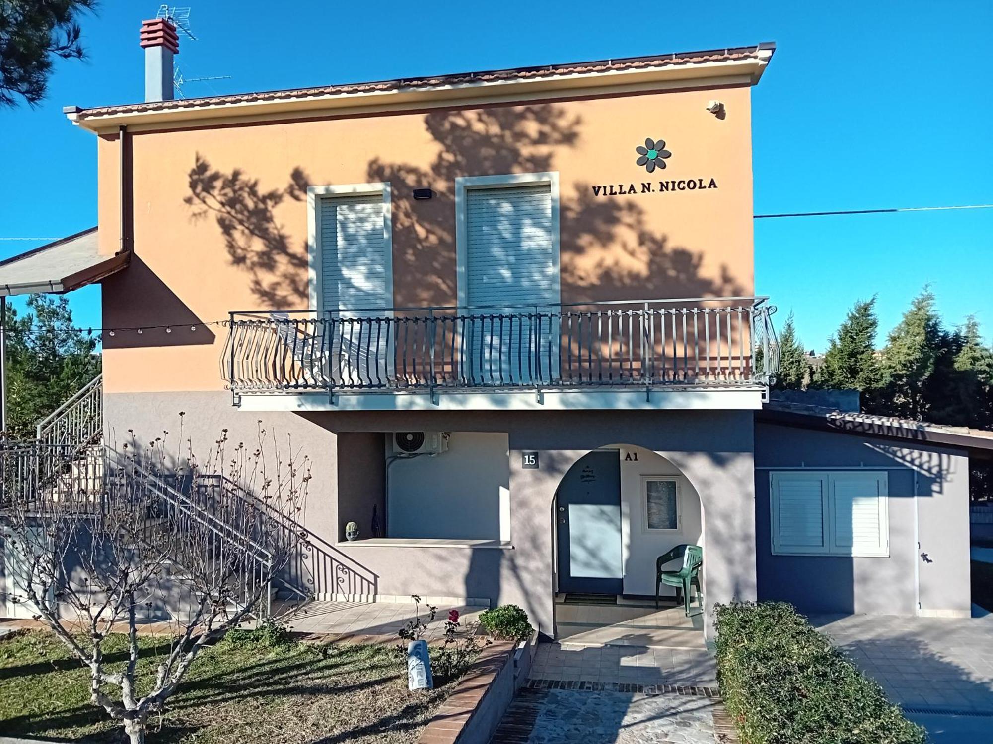 Villa Nonno Nicola 몬테네로 디 비사치아 외부 사진